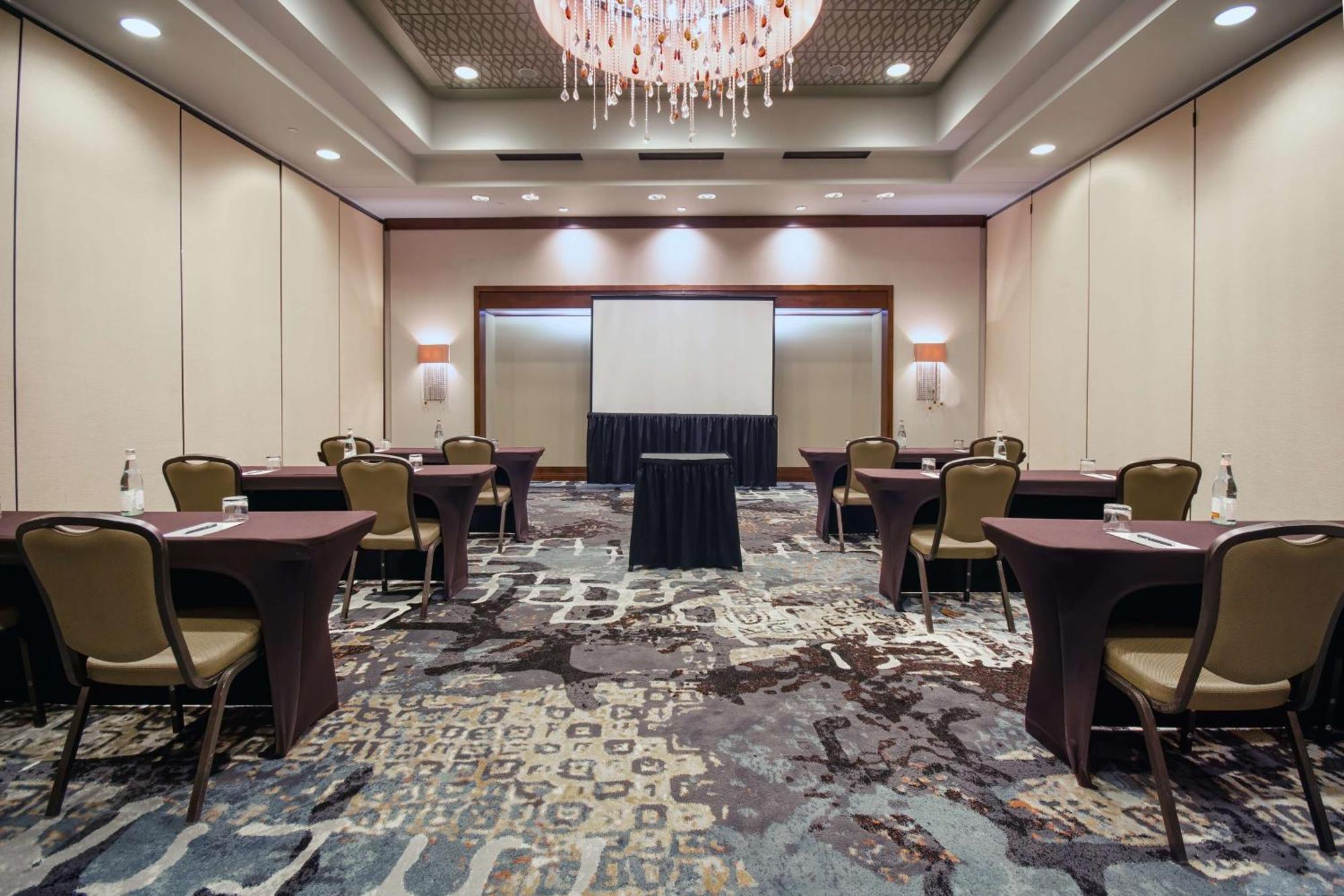 Embassy Suites Houston - Downtown Extérieur photo