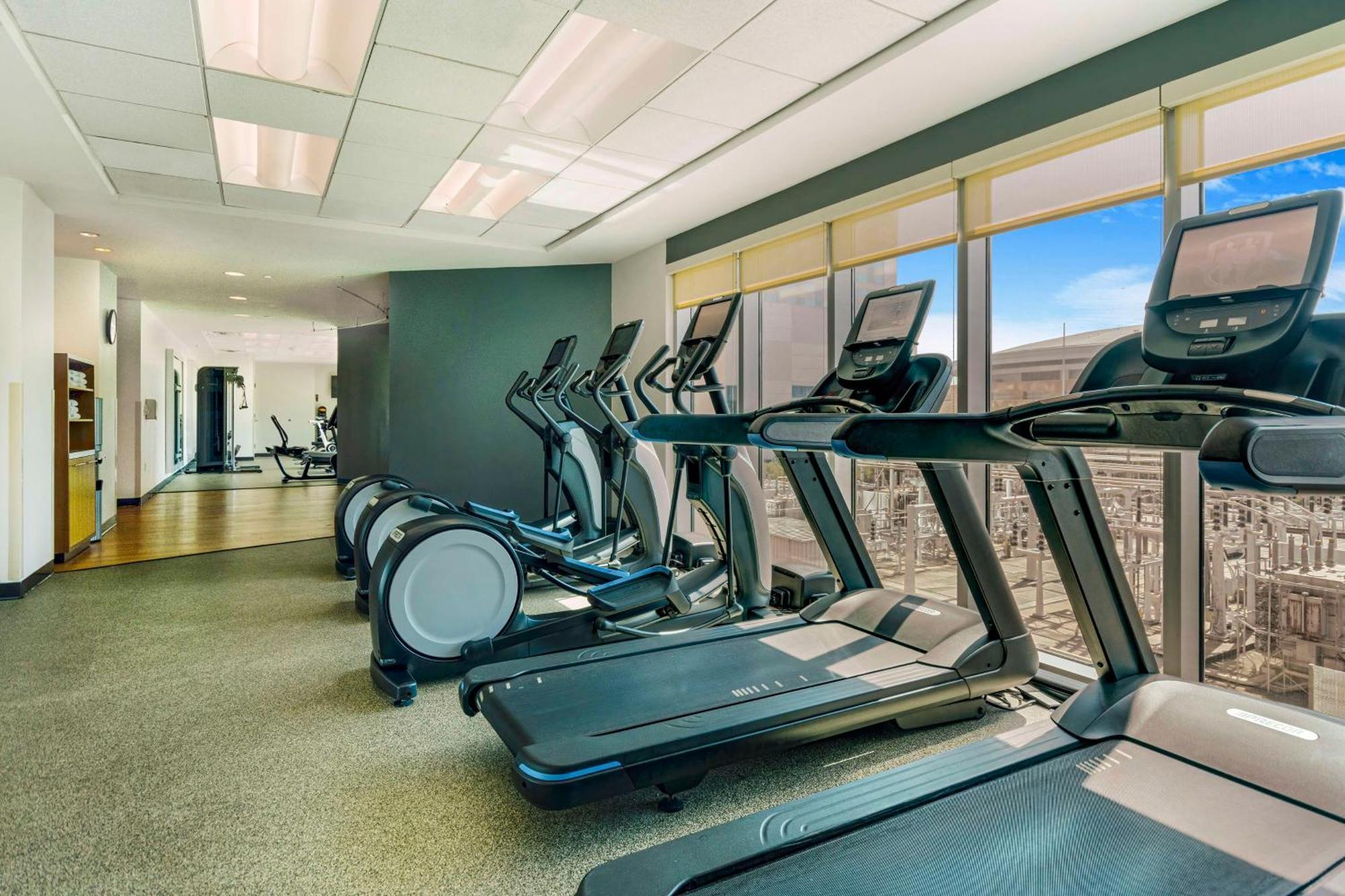 Embassy Suites Houston - Downtown Extérieur photo