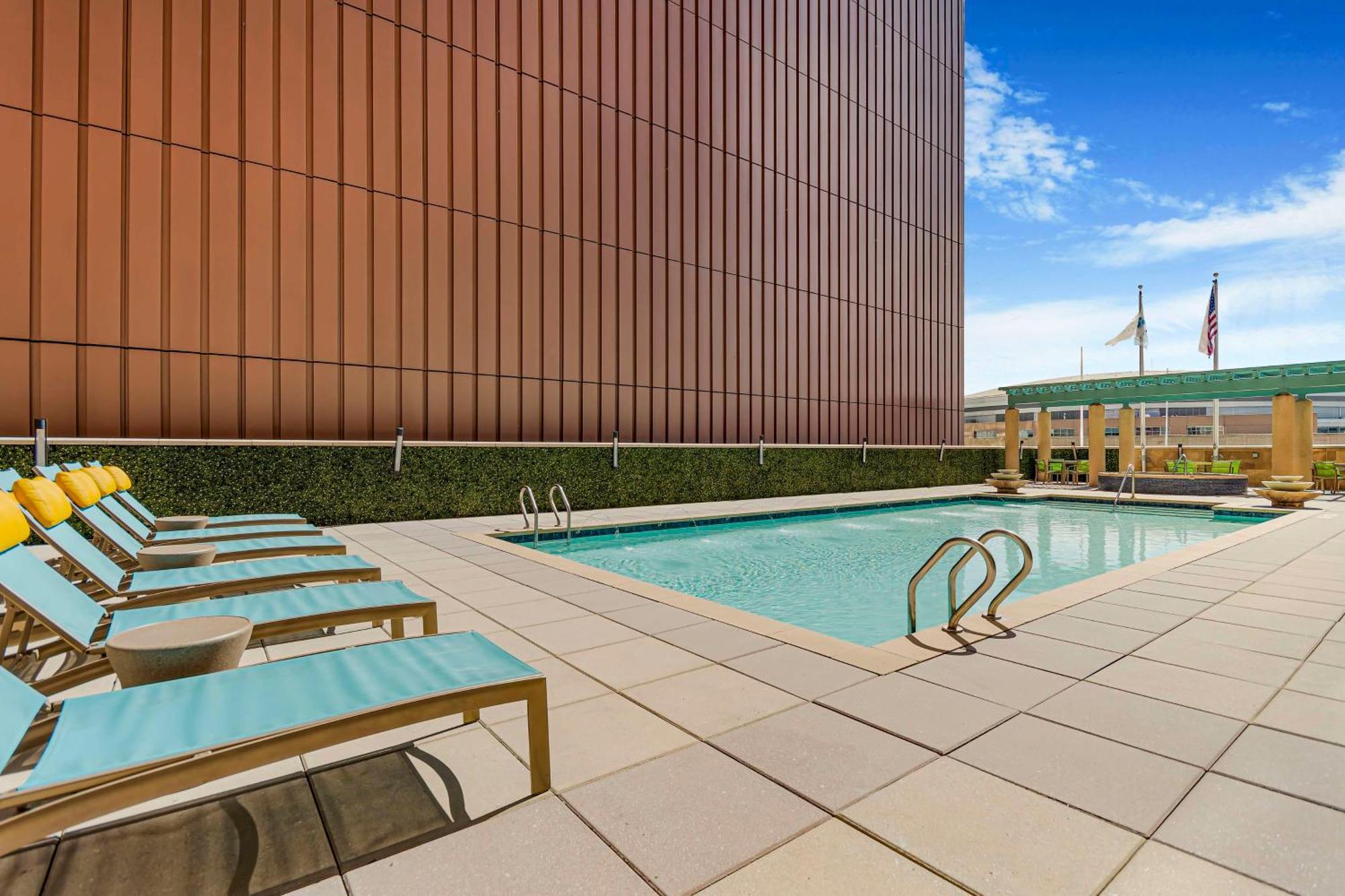 Embassy Suites Houston - Downtown Extérieur photo